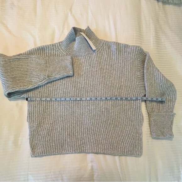 TOPSHOP Sweater - Picture 8 of 8